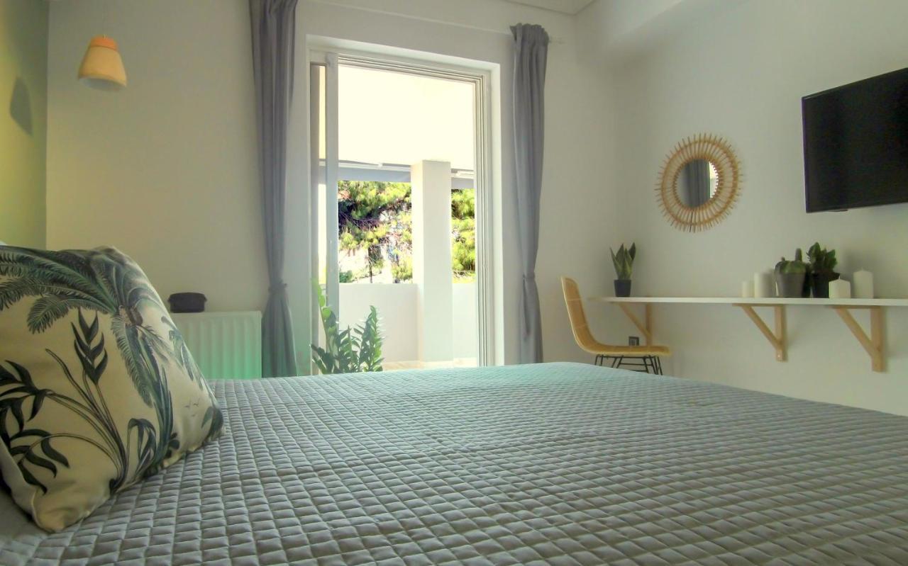 Augoustinos - Sea Side Luxury Apartments Artemida  Bagian luar foto