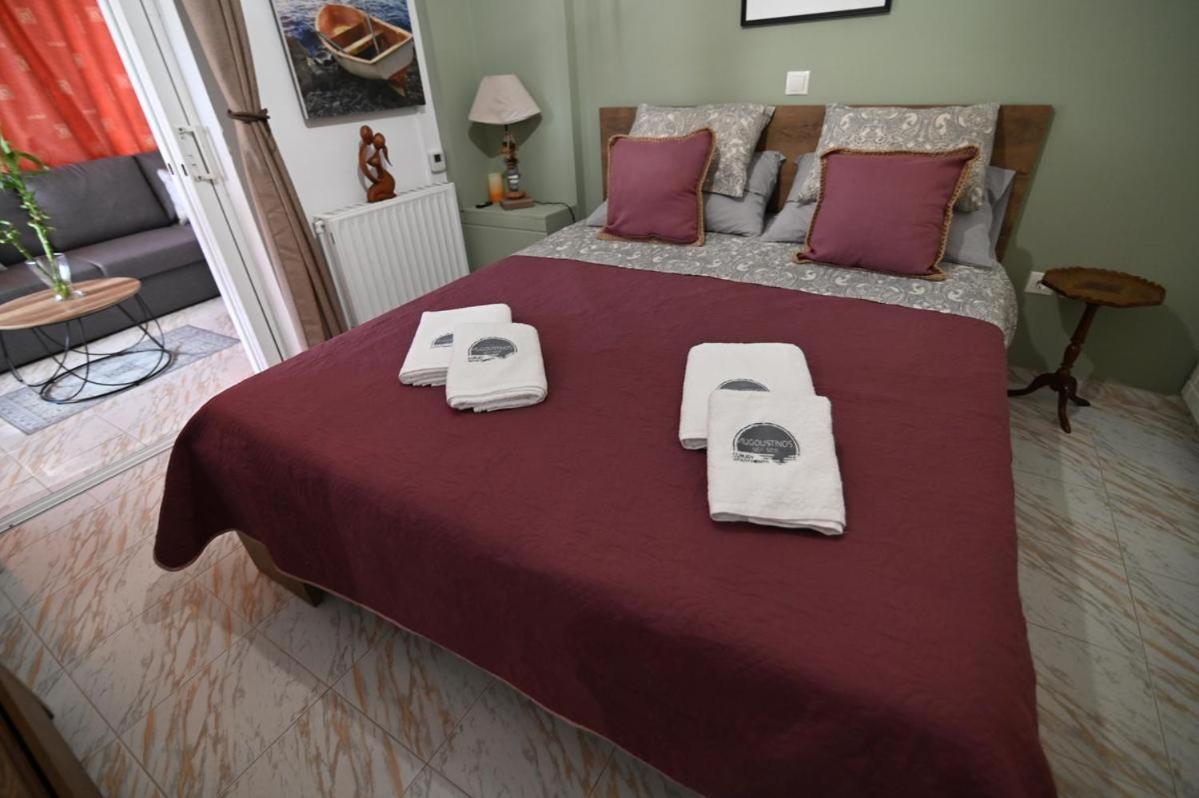 Augoustinos - Sea Side Luxury Apartments Artemida  Bagian luar foto